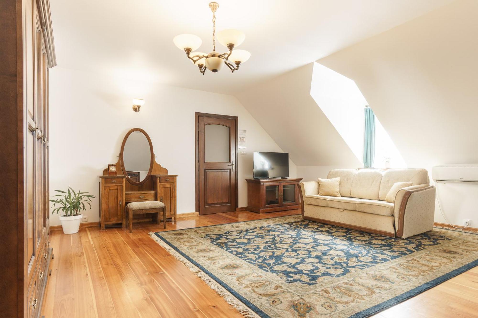 Apartamenty W Dworku Cheval Kraków Exteriör bild